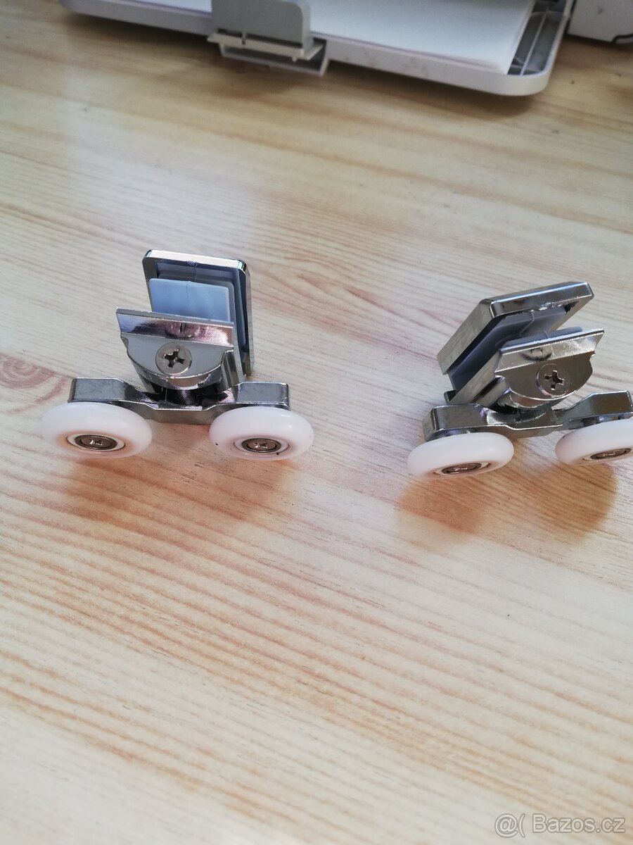 Kolečka ke sprchovému koutu BLIX 10 st.