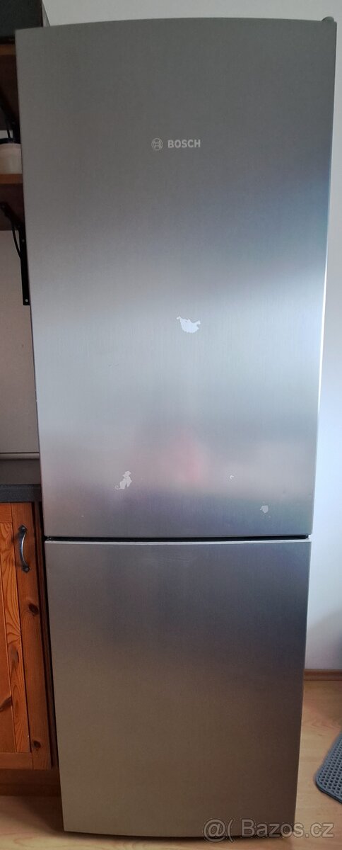 Lednice BOSCH KGN36VLED