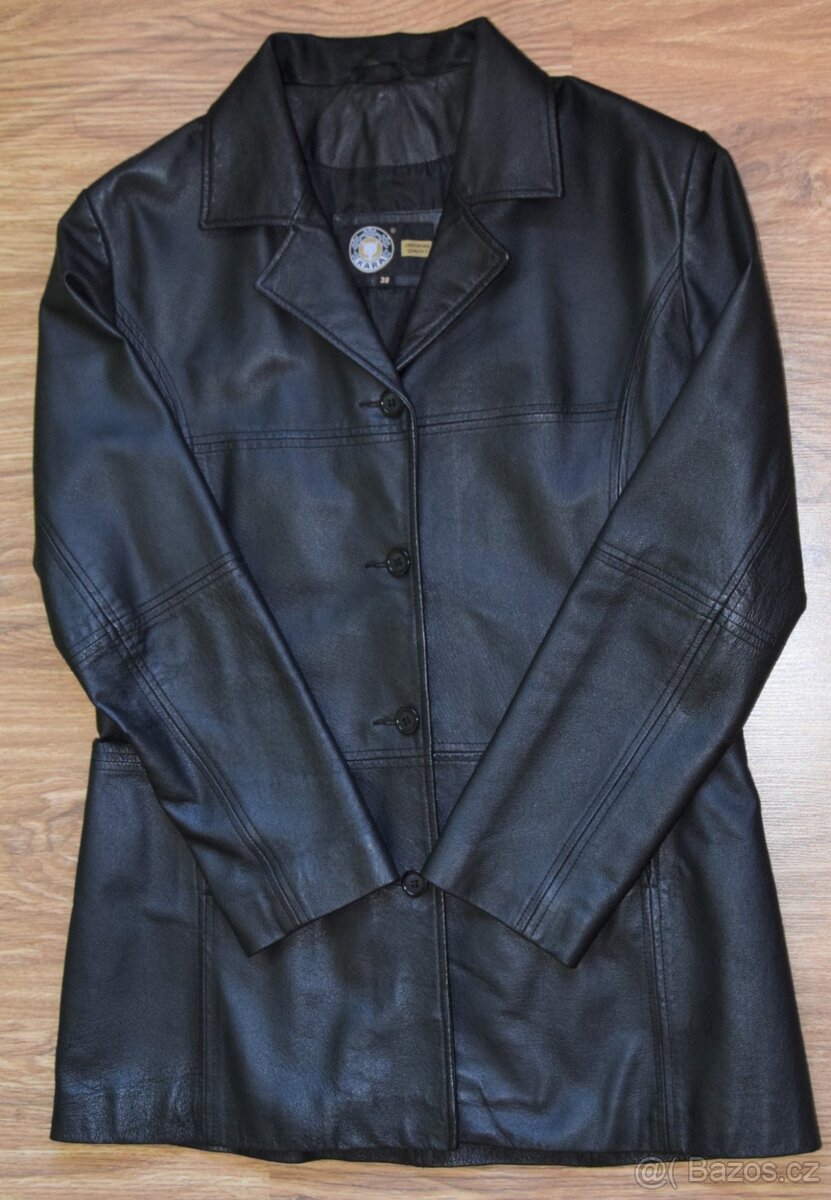 Kožený kabát značky KARA