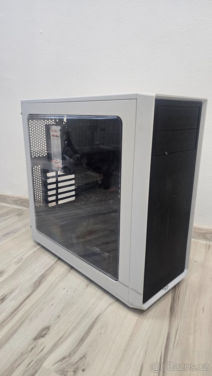 PC - i5 9600k, 32GB RAM