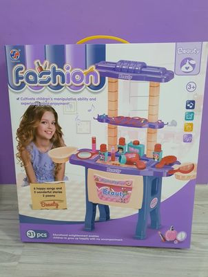 Dětský toaletní stolek pro holčičky