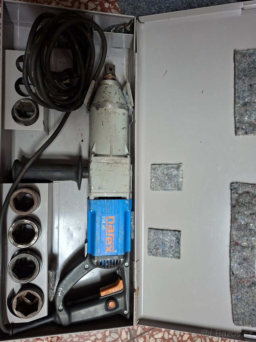 Rázový utahovák Narex ESR 30