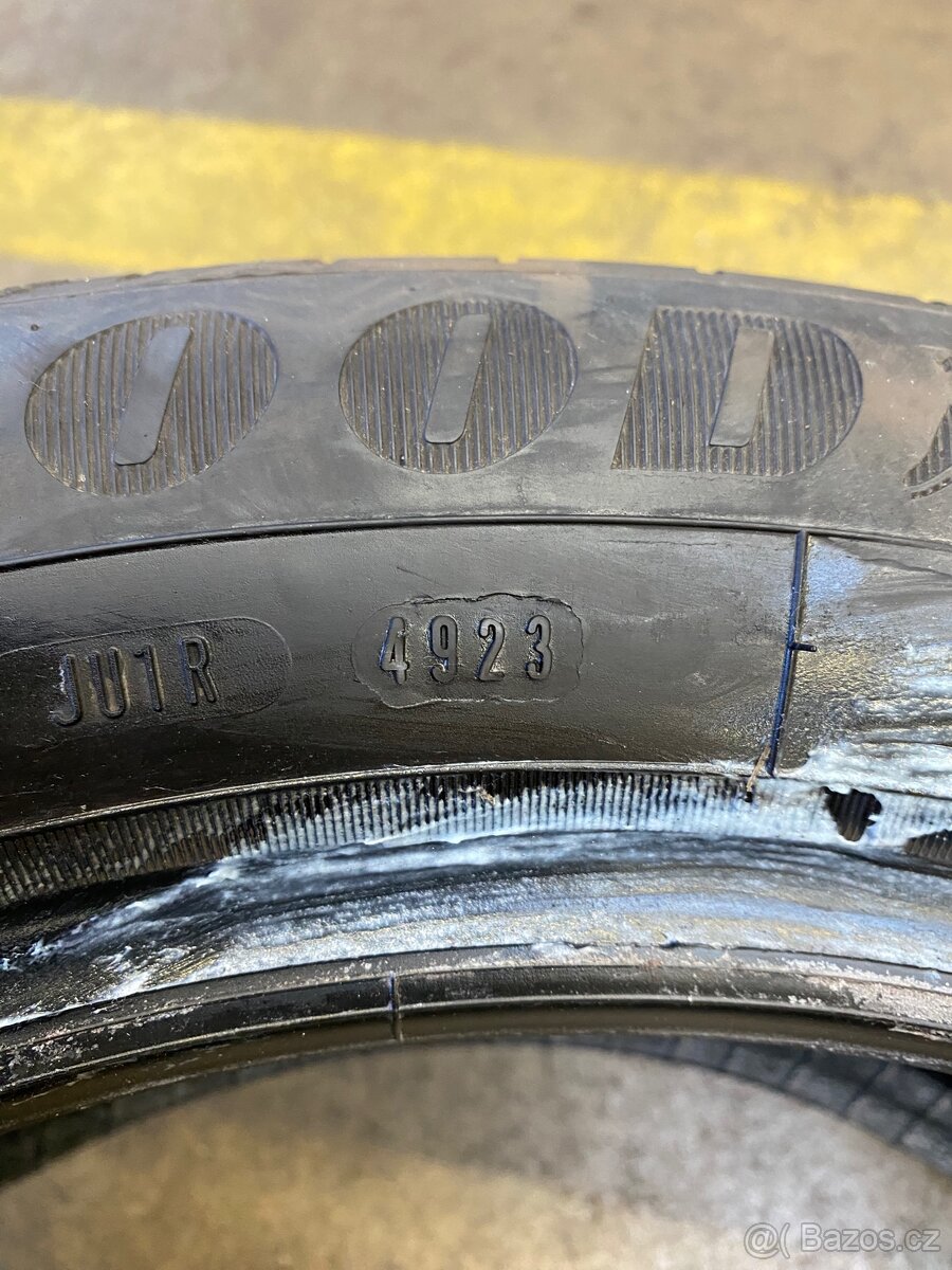 2x Letní pneu 205/55/17 r17