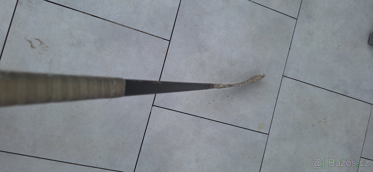Hokejka pravá 115 cm