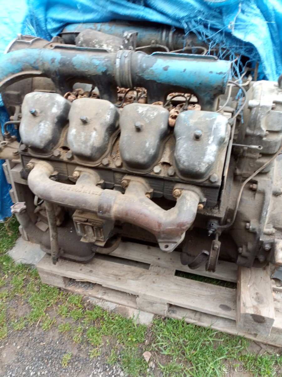 Motor Tatra 148