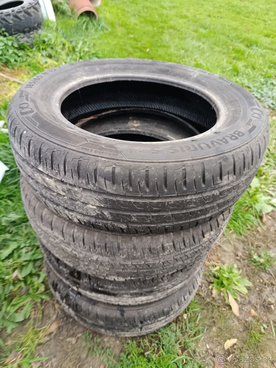 BARUM 185/65 R 15 BRAVURIS 5HM 88T