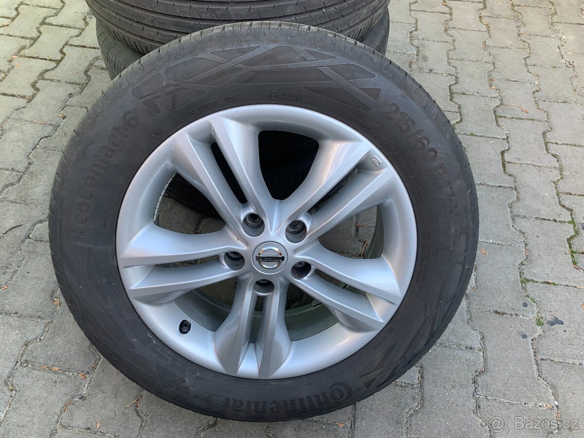 Nissan 17"
