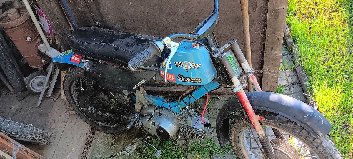 JAWA PIONYR