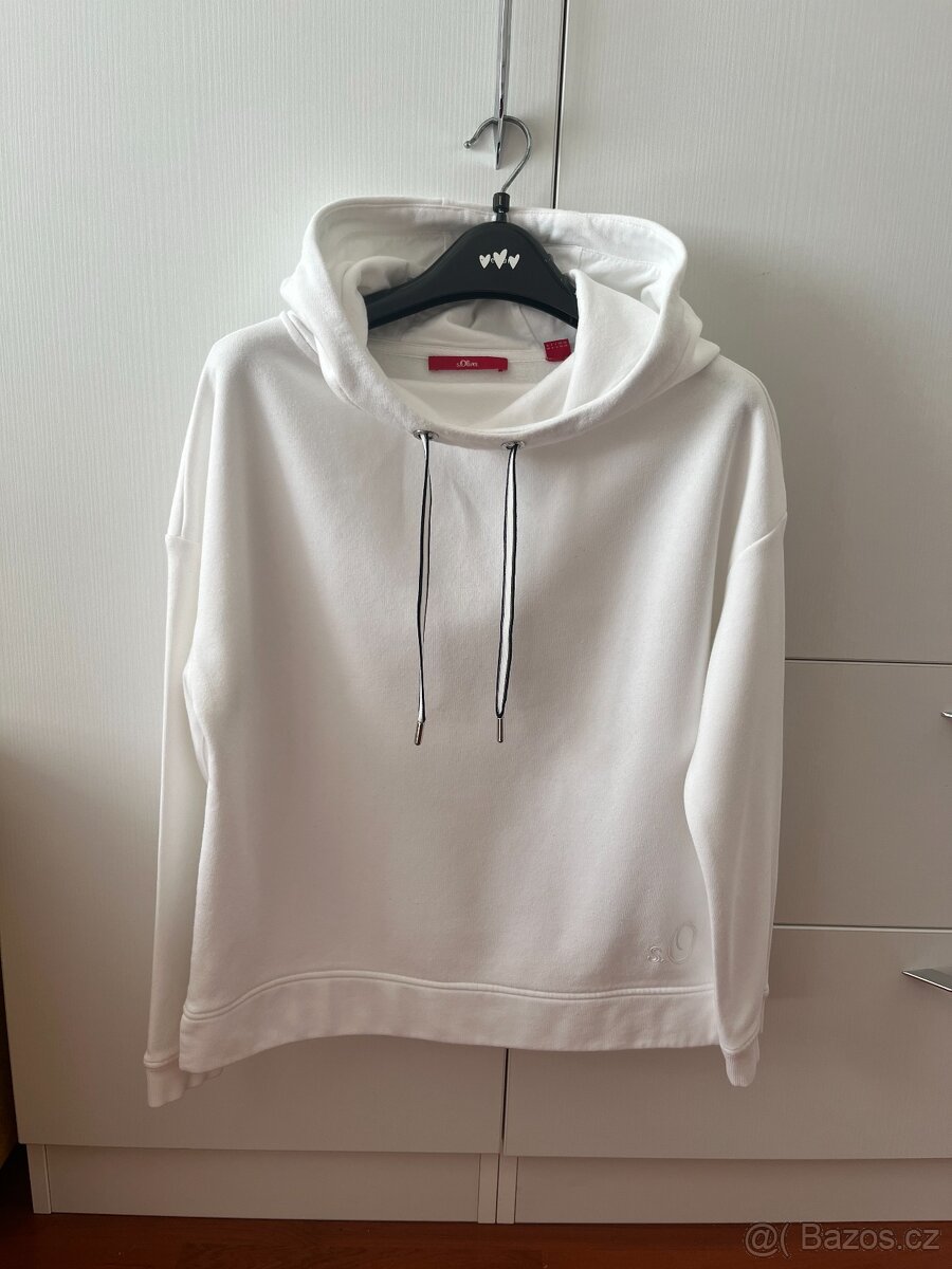 Bílá mikina XS S.Oliver