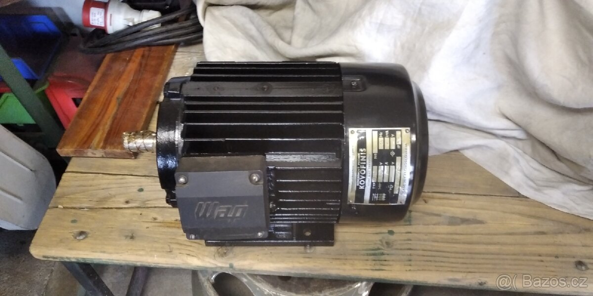 Prodám elektromotor 5,5 kW, na 380/400v, 1430 ot/min