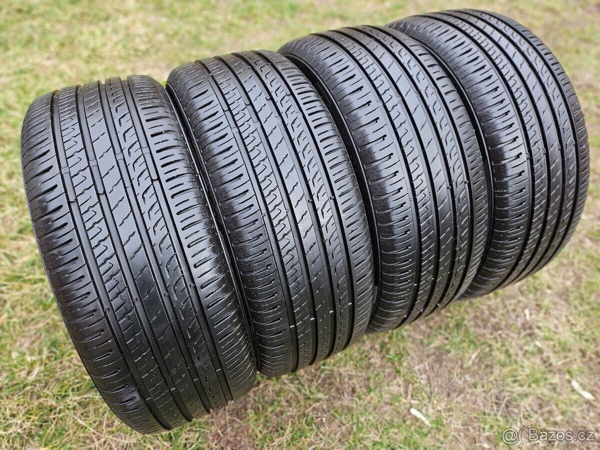 4x Letní pneu Barum Bravuris 5 HM - 215/55 R17 - 95%