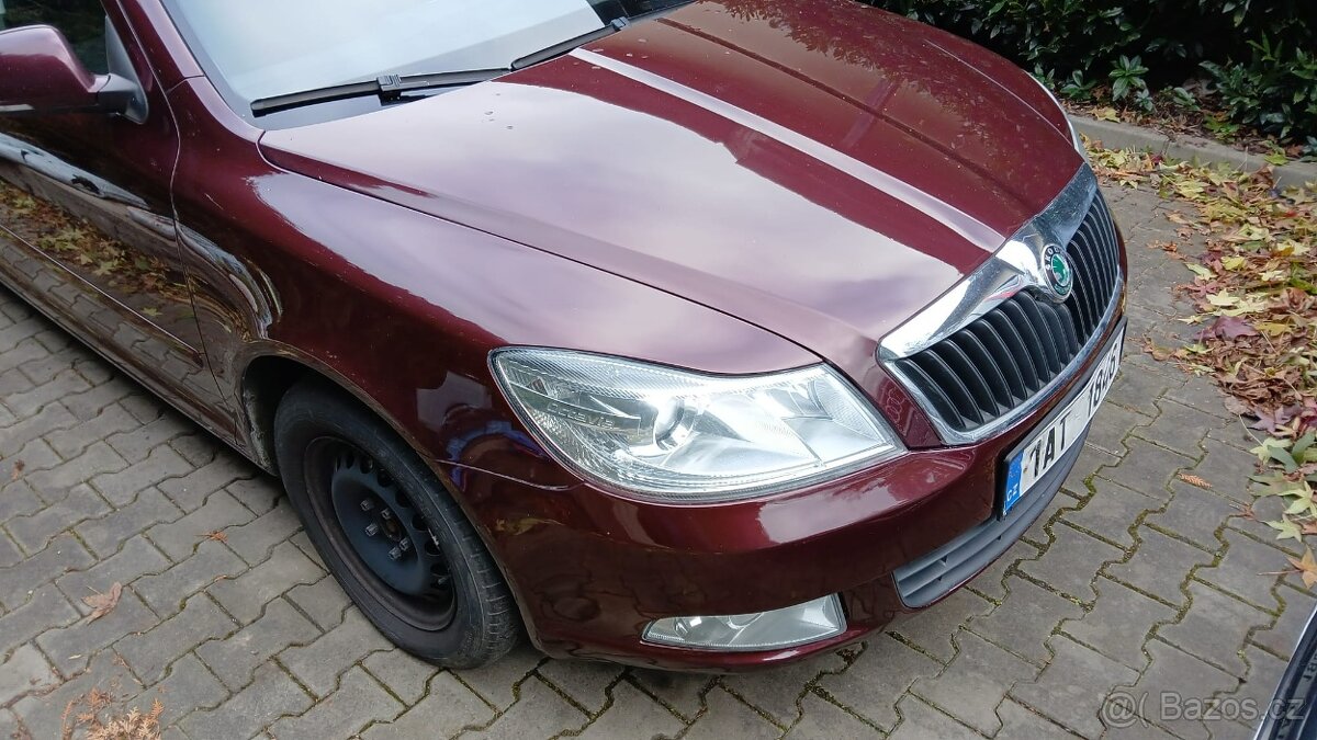 Škoda Octavia Combi 2 1.8 TSi 160 koní rok 2010 moc pěkná ČR