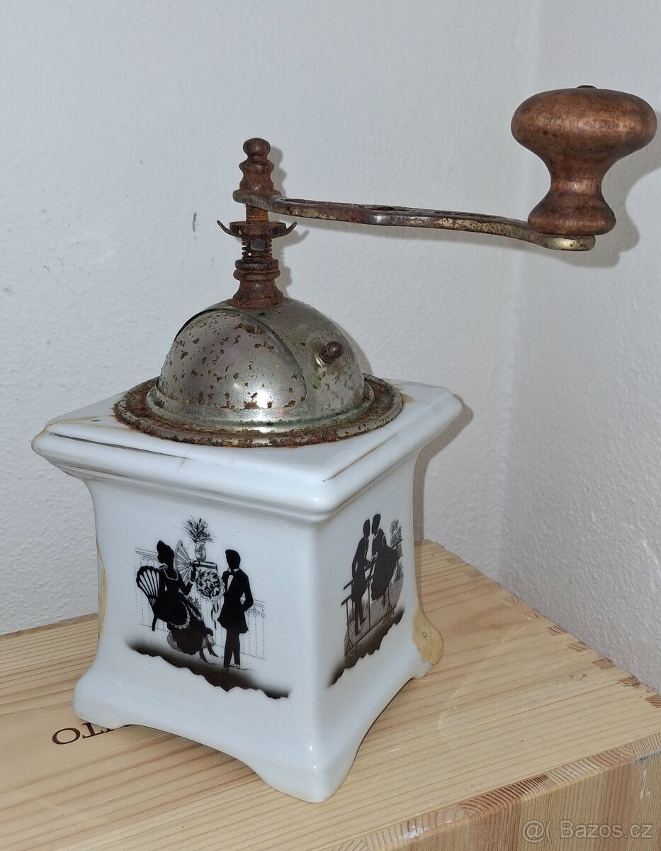 Porcelánový Rokokový mlýnek Leinbrock přelom 19./20.století