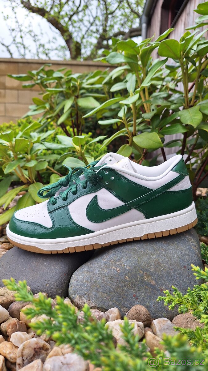 Nike dunk low