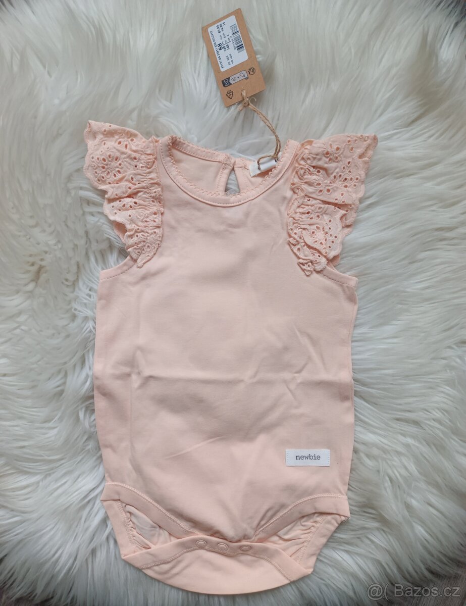 Dívčí body Newbie vel 68