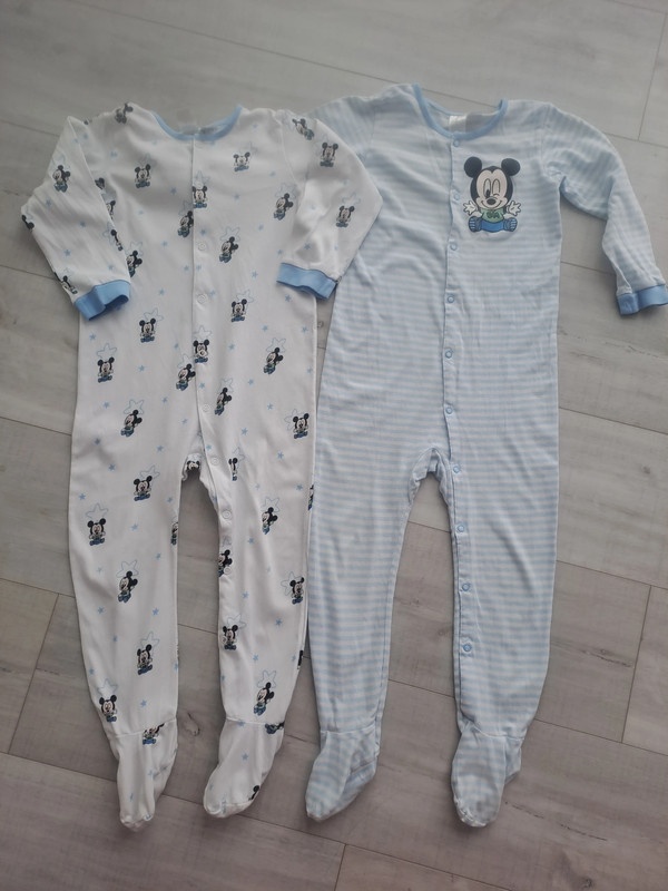 2 overaly/pyžama H&M, vel.98 s Mickey Mousem