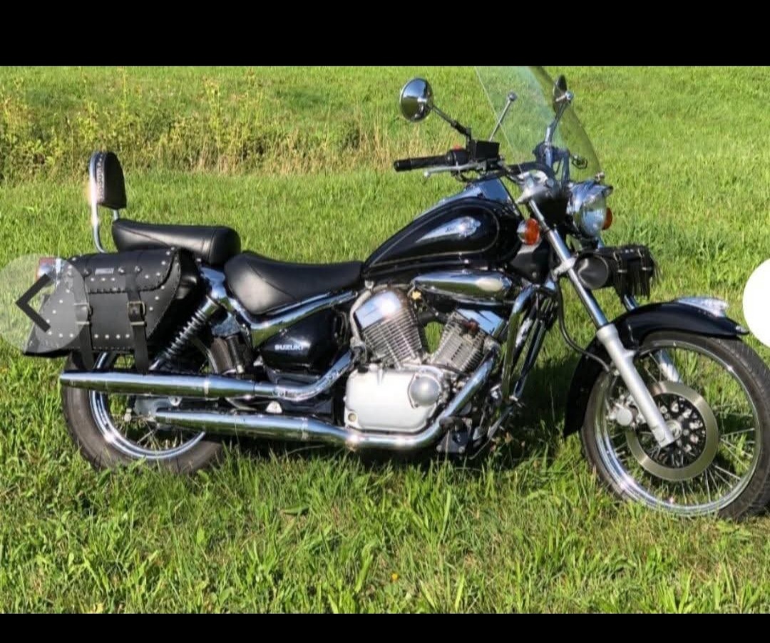 Suzuki Intruder 125
