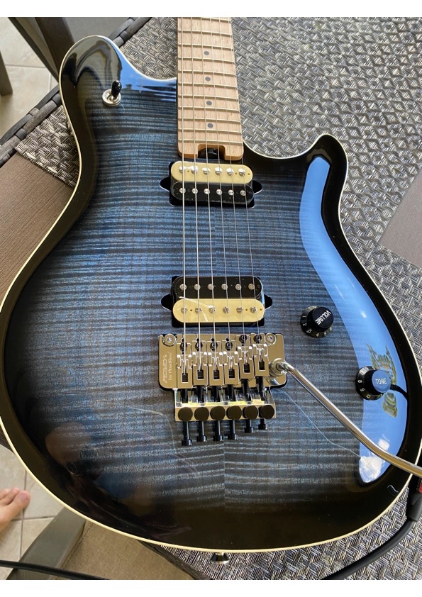 PEAVEY HP 2 - Wolfgang EVH PEAVEY HP 2 - MOON BURST