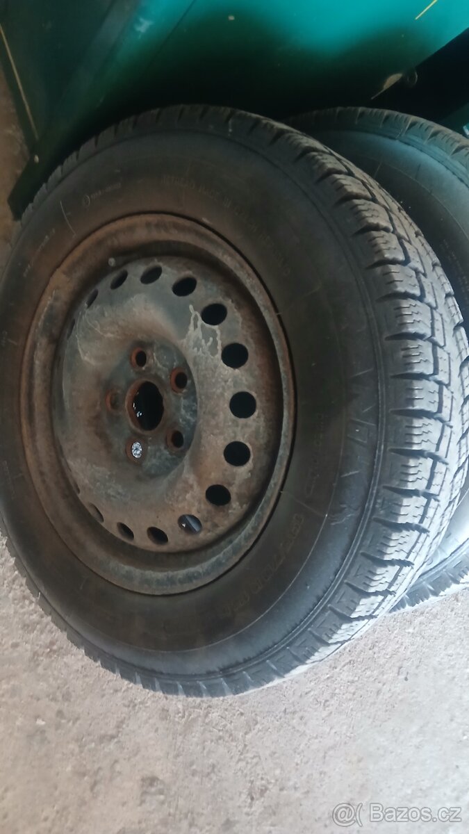 Prodám zimní pneumatiky i z dysky 195/70 15c