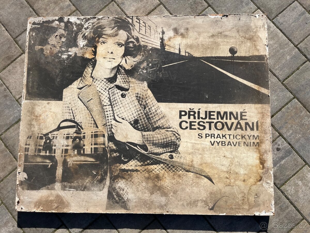 Stará reklamní cedule