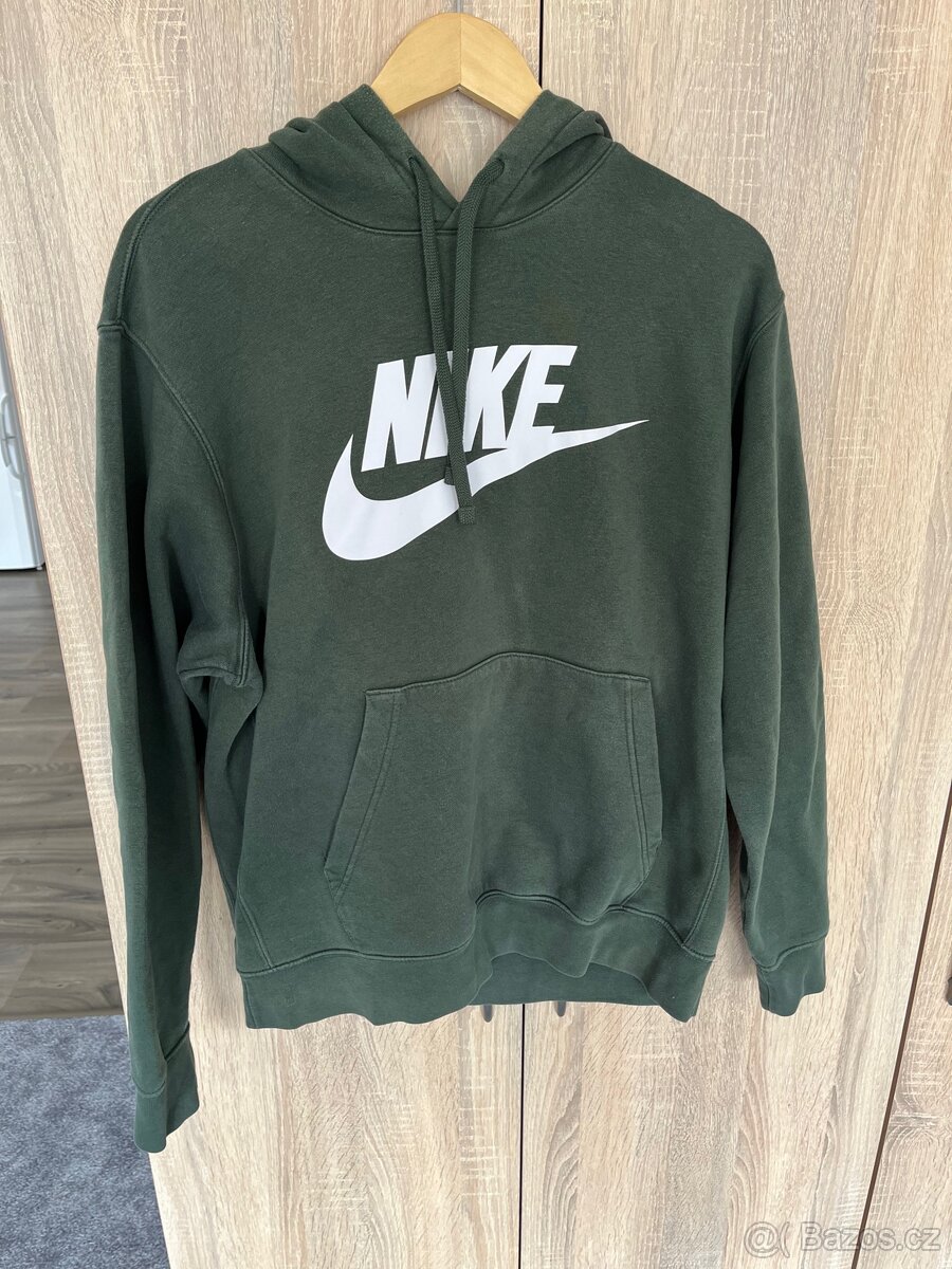 Milana Nike