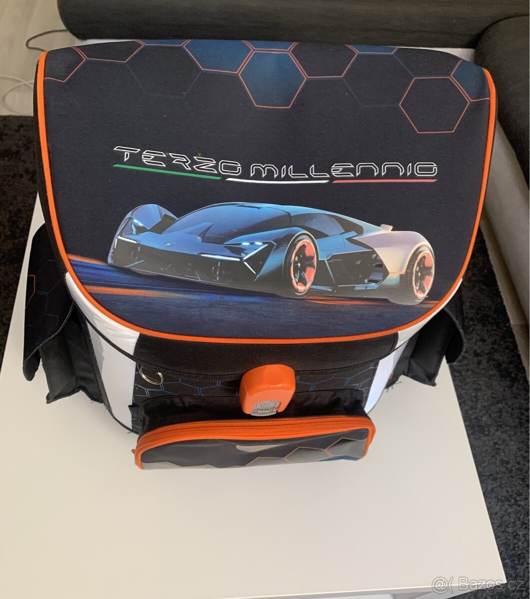Prodam školní tašku ARS UNA Lamborghini magnetic