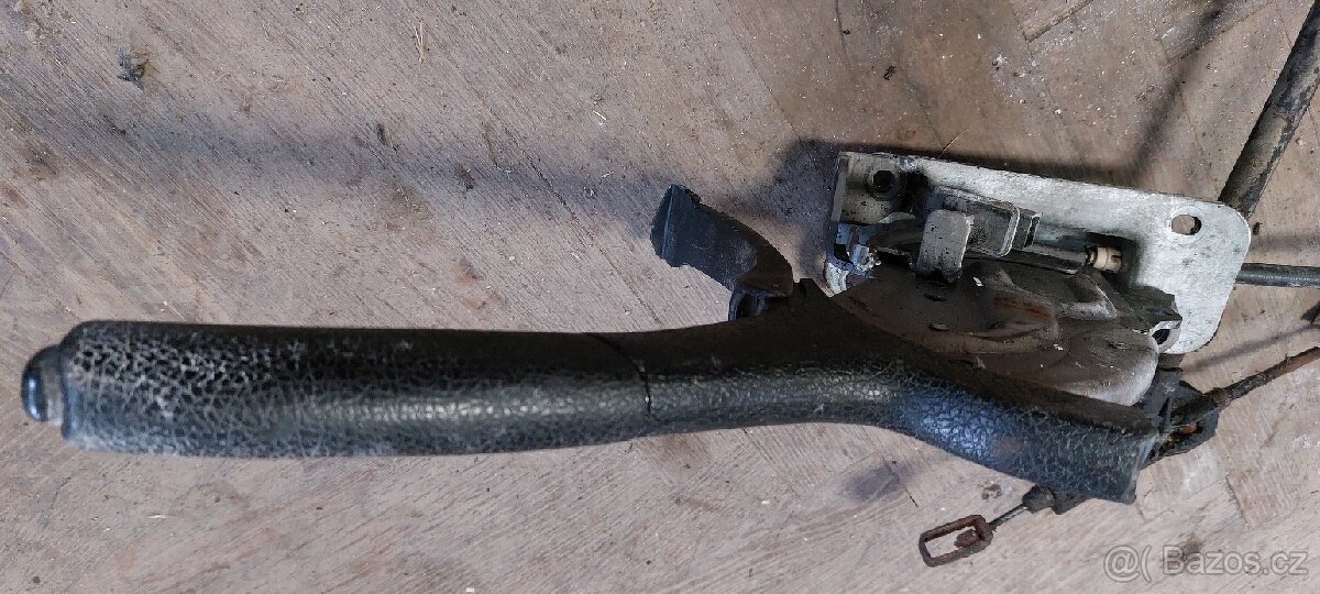 Ruční brzda peugeot 406