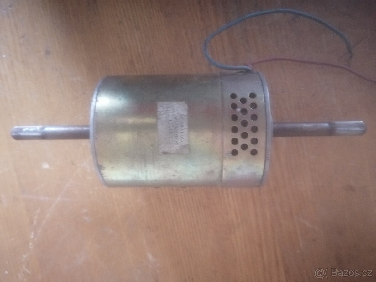 Motorek topení TATRA T815,Euro 1,2 24V 3400ot. 140W