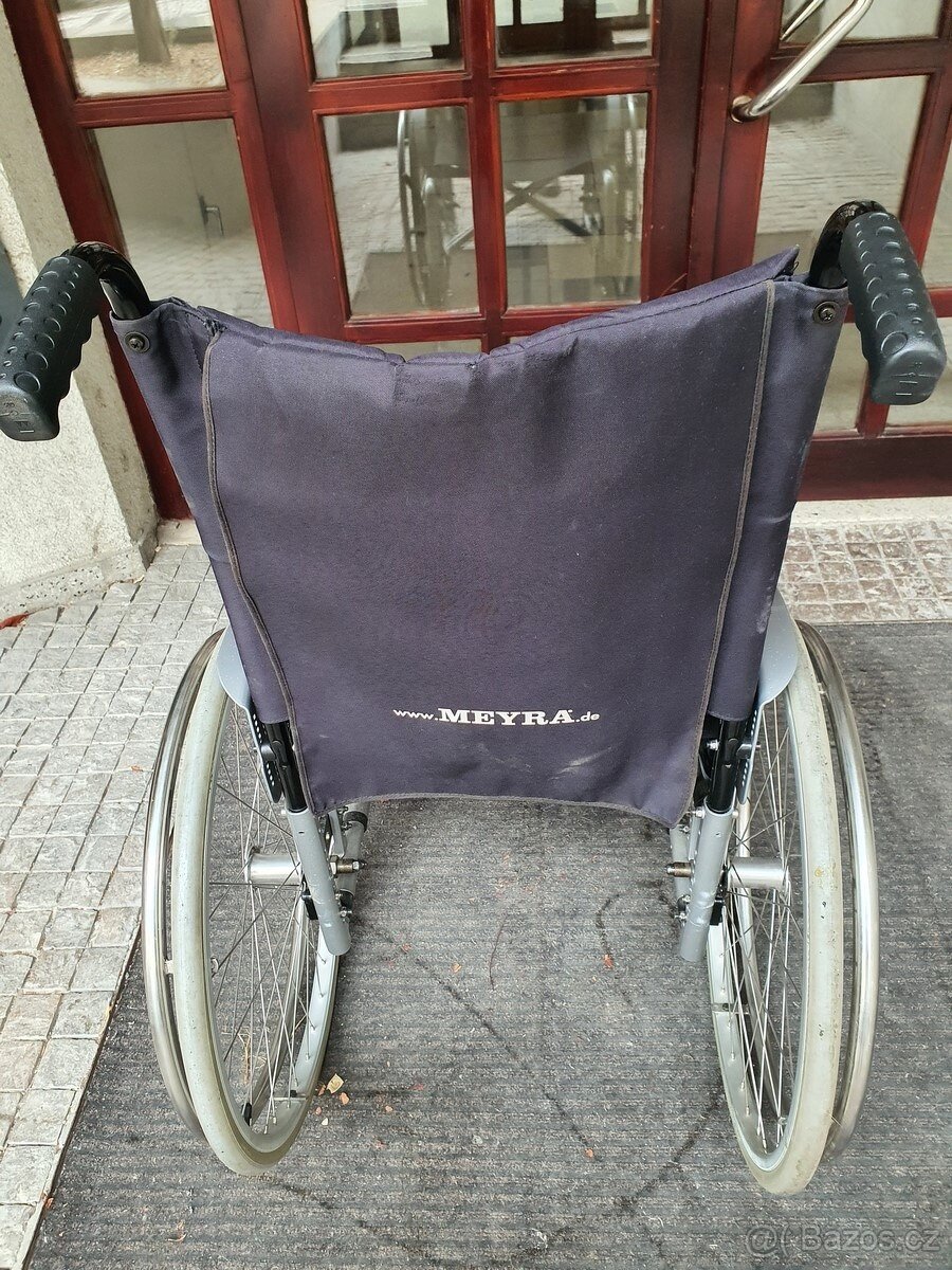 Aktivní invalidní vozík Meyra pro dospělého, 120kg