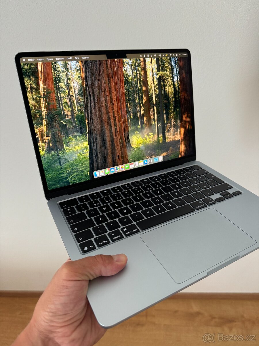 Apple MacBook Air 13", M4