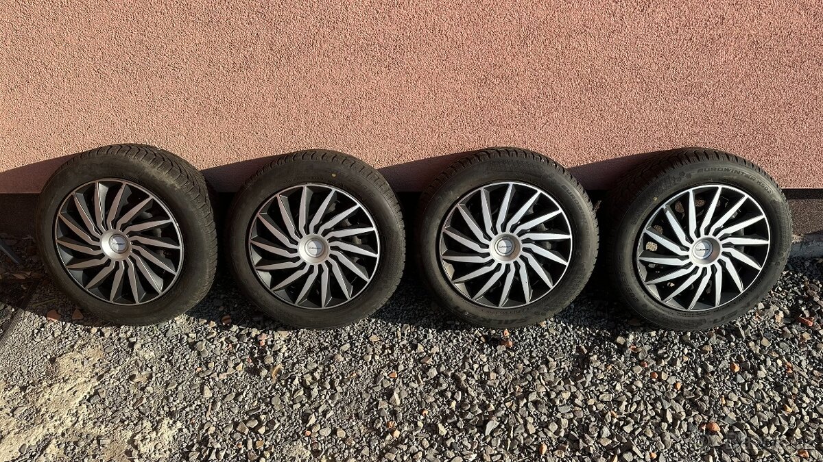 Sada zimních pneumatik Falken Eurowinter HS02