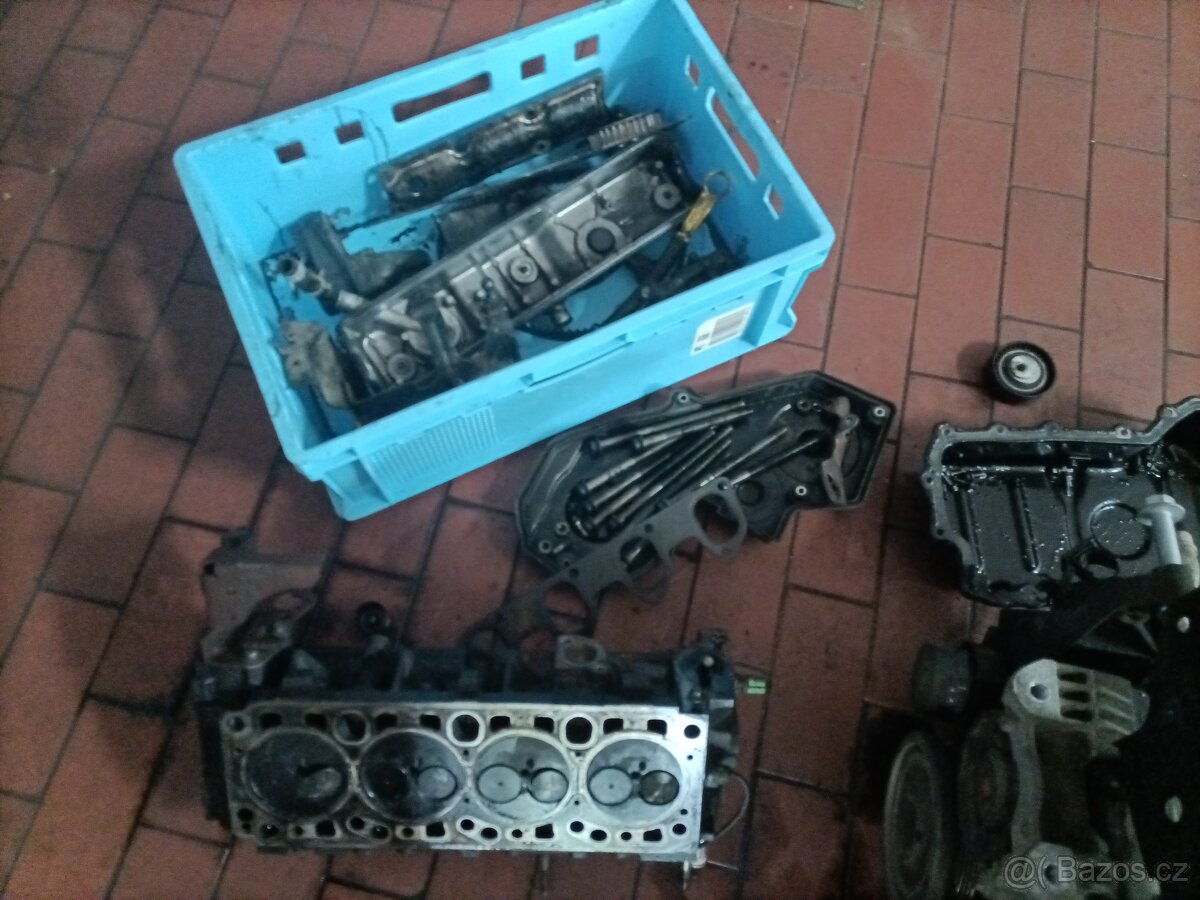 Motor 1.8 TDCI 92kw na díly , písty, čerpadlo