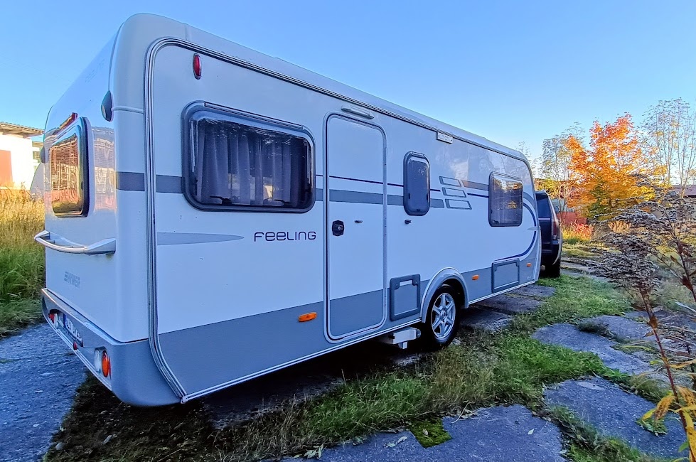 HYMER Feeling 470, soběstačný, Aut. MOVER, zvedací střecha