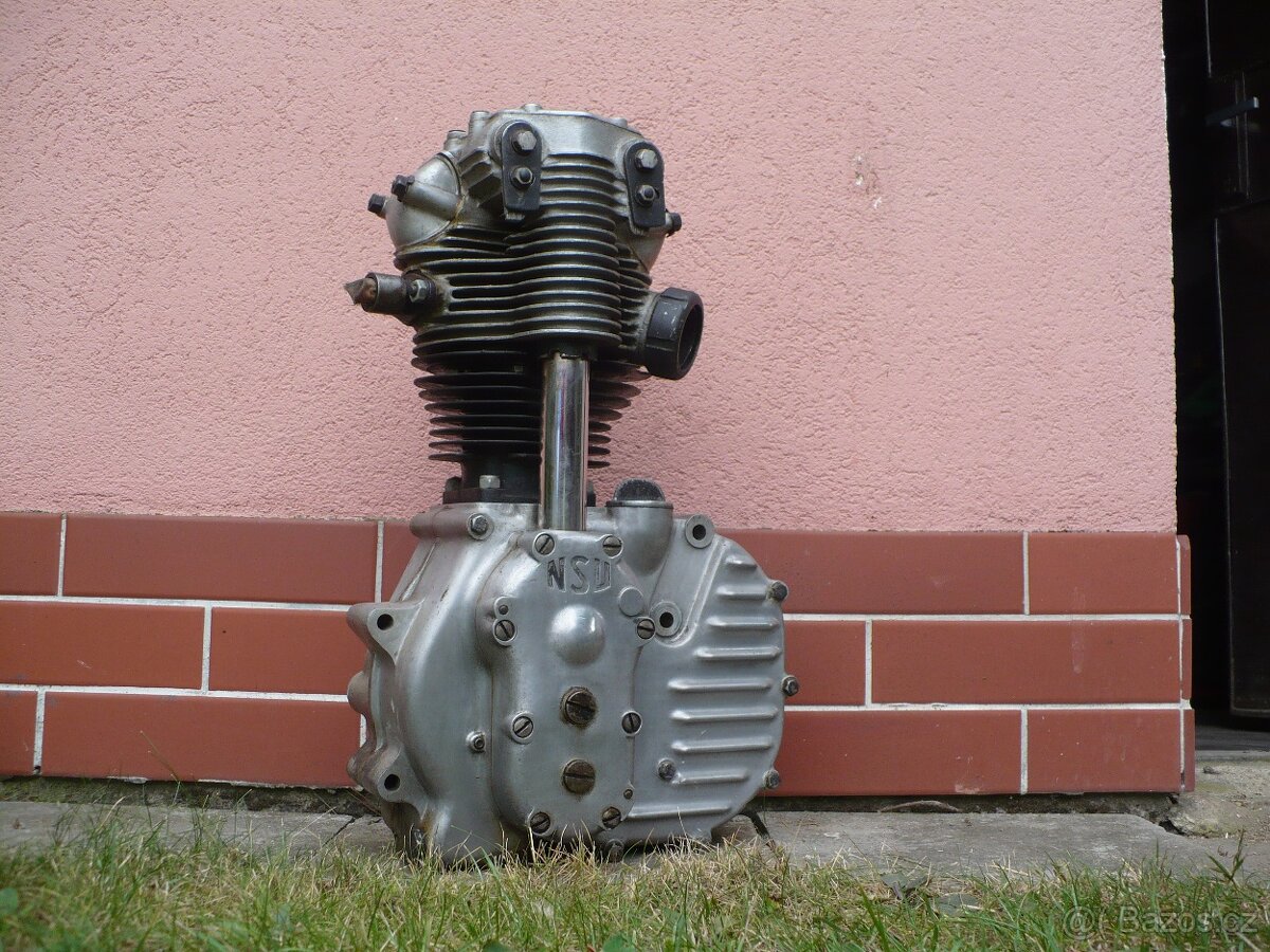 NSU MOTOR + PŘÍSLUŠENSTVÍ