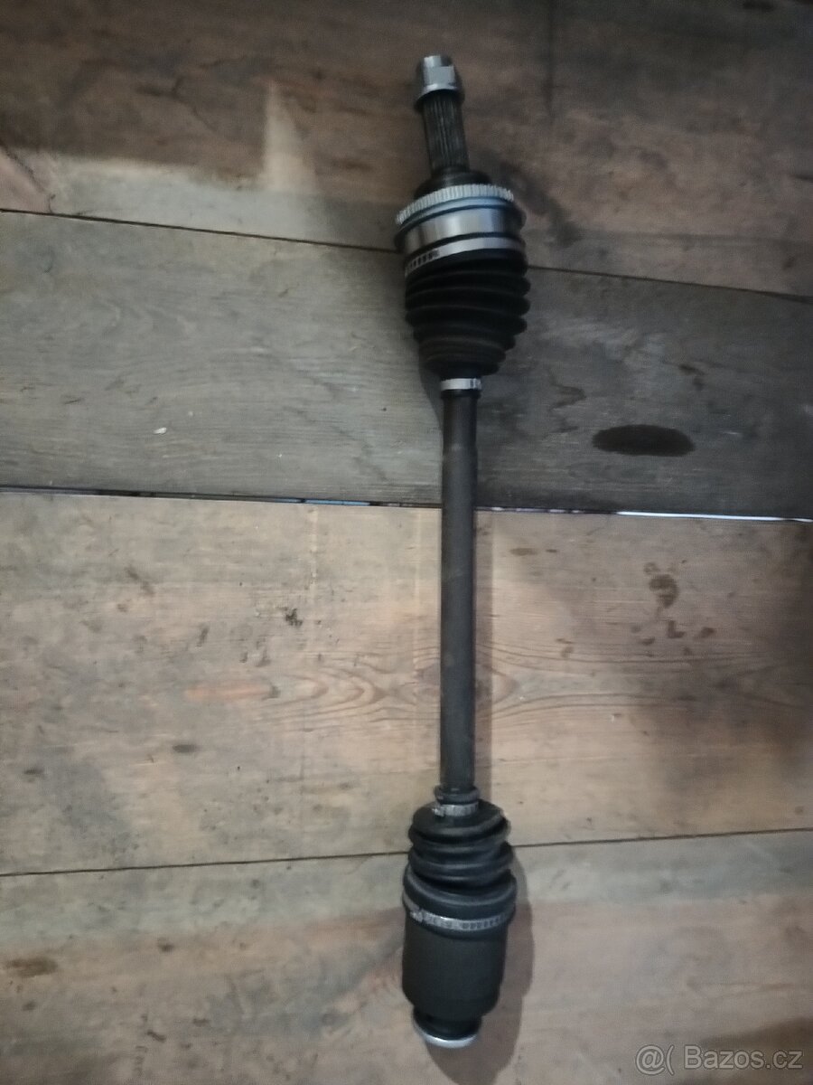 Poloosa a kardan Subaru Outback H6