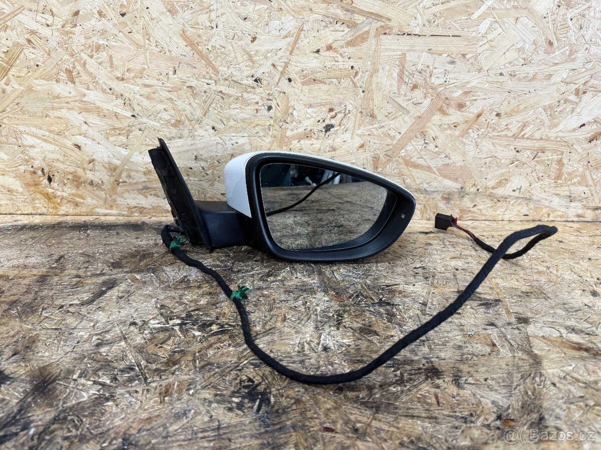 PRAVÉ ZPĚTNÉ ZRCÁTKO VW PASSAT B7 3C0857934A 9 PIN BÍLÉ