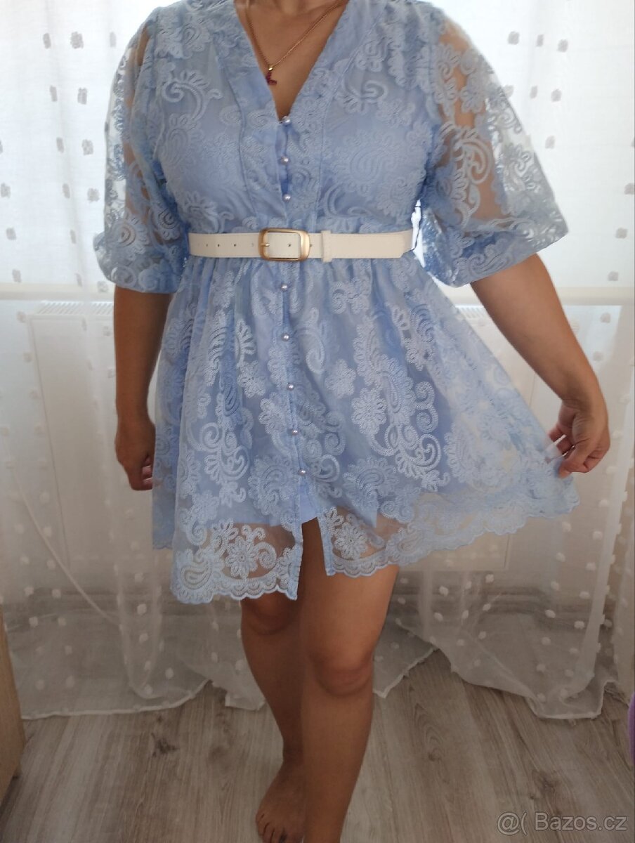 Nádherné nové šatičky