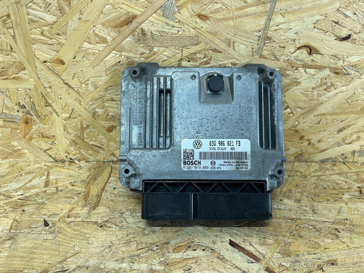 ŘÍDICÍ JEDNOTKA MOTORU 03G906021FB