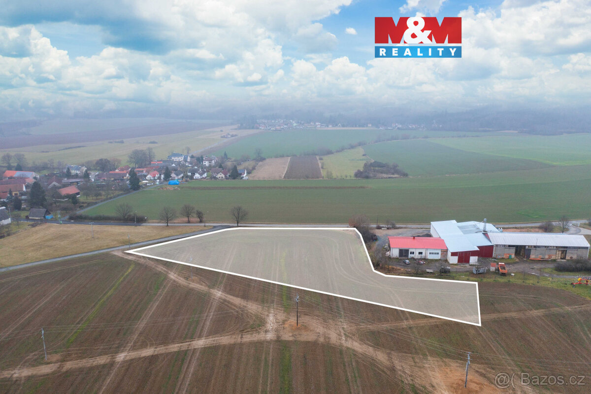 Prodej pole, 8419 m², Spálené Poříčí