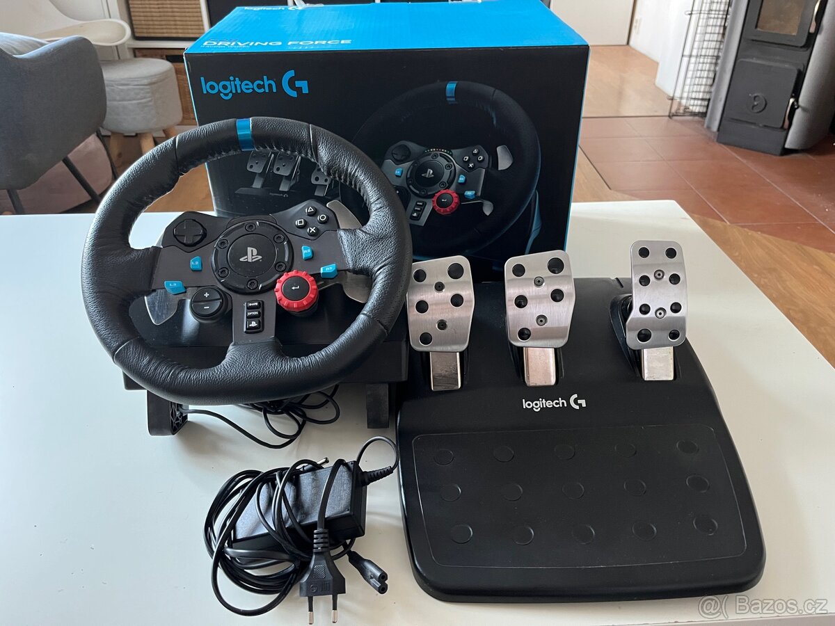 Volant Logitech G29 Driving Force + Pedály (PC, PS5, PS4)