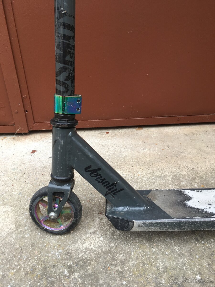 Freestyle koloběžka versatyl cosmopolitan