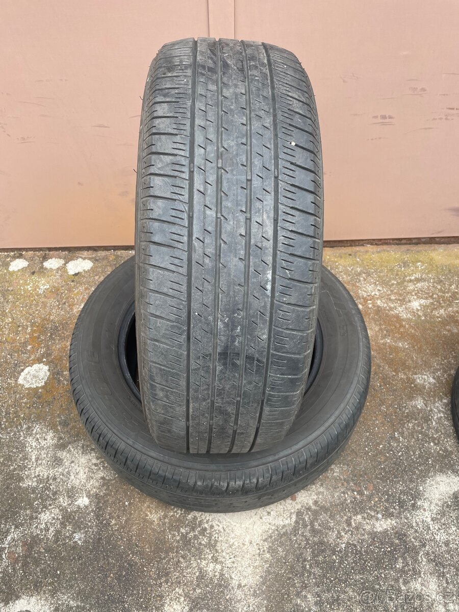 Letní pneu 235/60/18