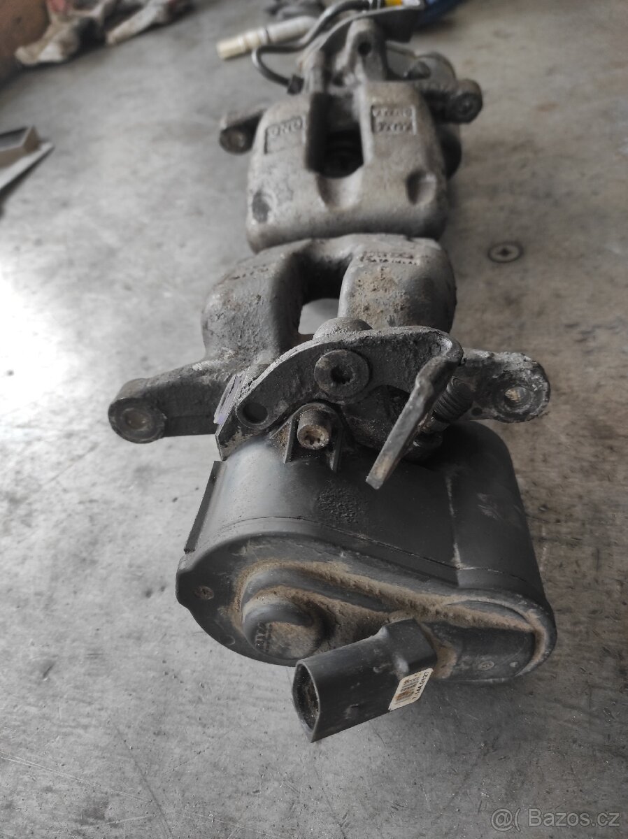 Levý zadní brzdič Passat b6