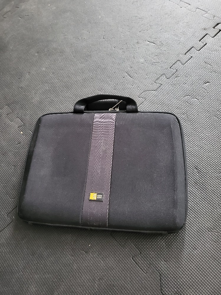 Pouzdor na Notebook 13"