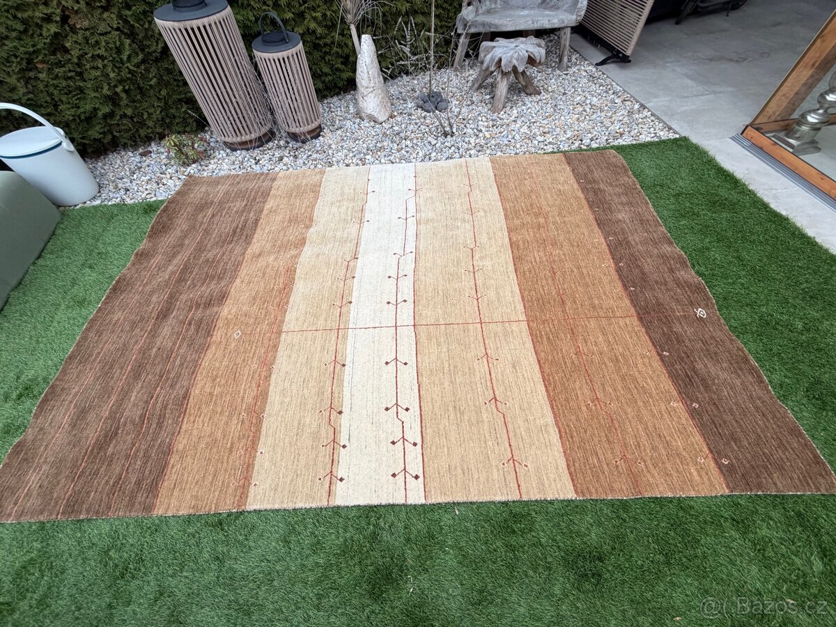 Koberec 290x205 nove