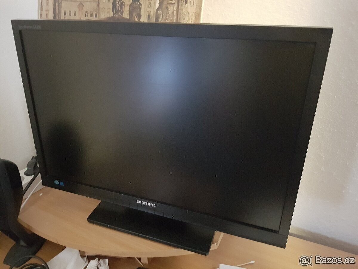 Monitor Samsung černý