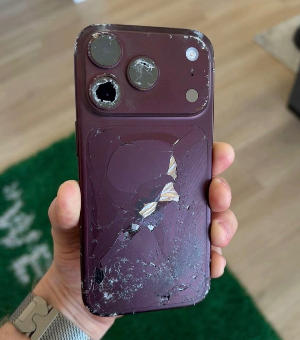 Sháním rozbitý Apple iPhone