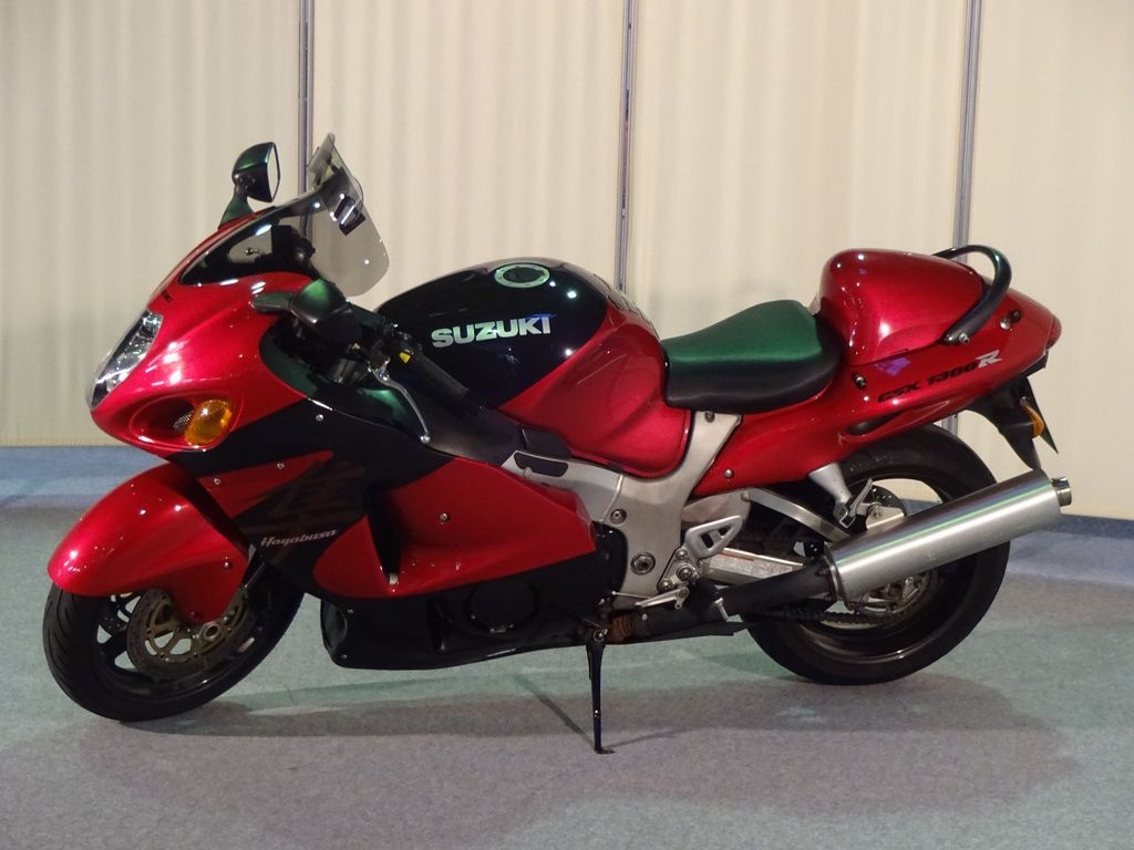 Koupím Suzuki Hayabusa 1999/2000