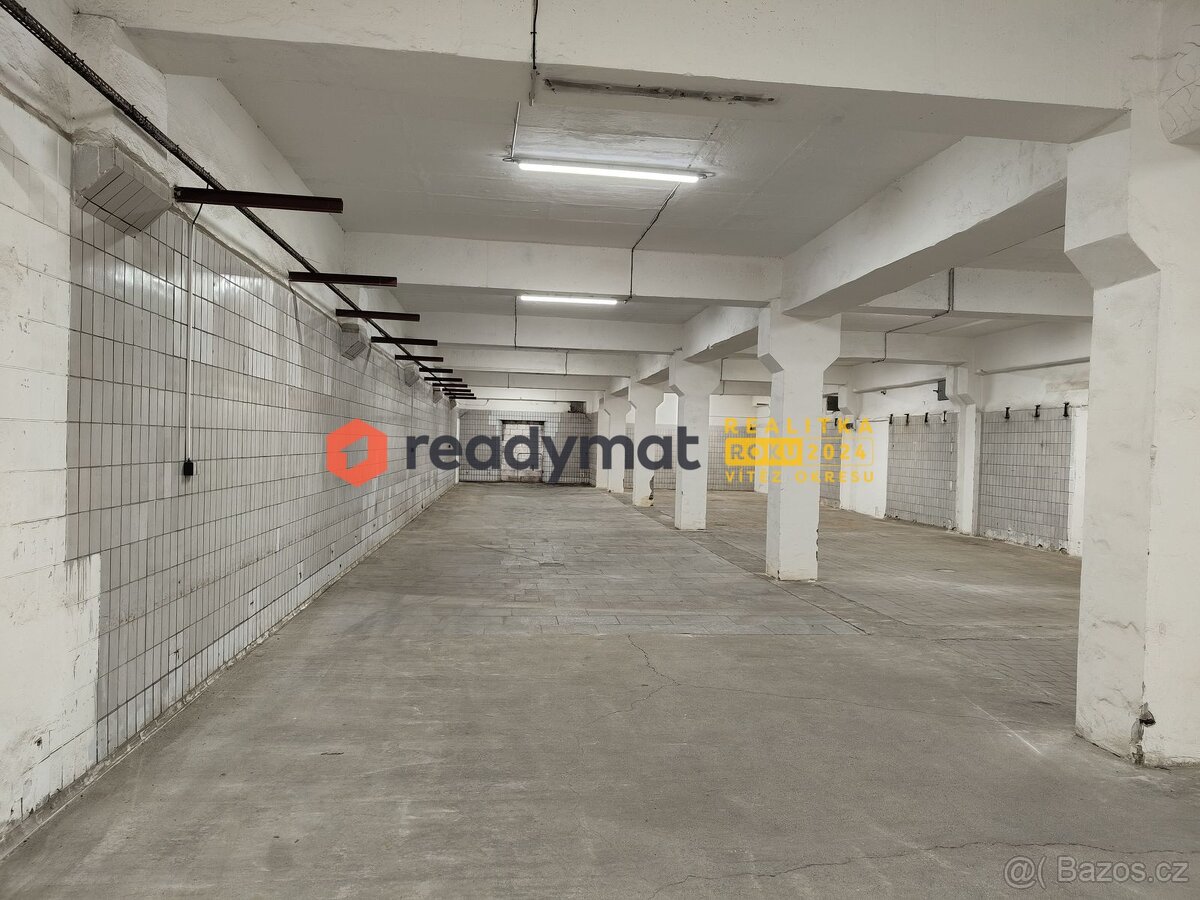 Pronájem, Skladové prostory v průmyslovém areálu, 418 m², Ho