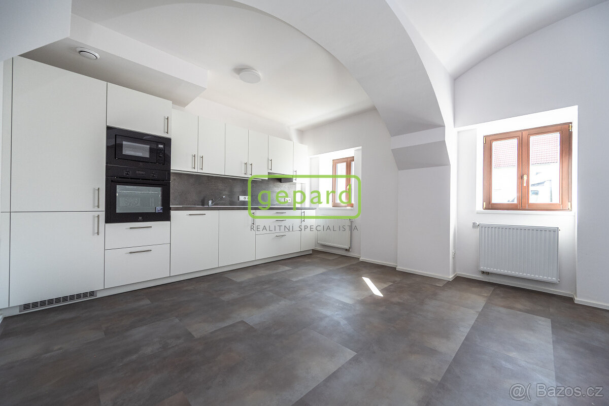 Prodej bytu 2+kk, 56,4m2, parkovací stání, sklepní kóje v pr